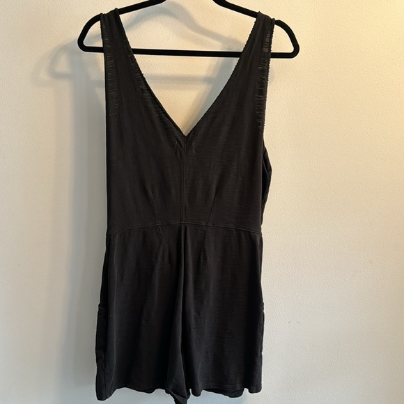 Nation Ltd. Gidget Utility Romper - Picture 6 of 9